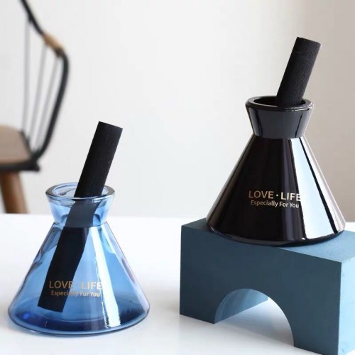 200ml Triangle Diffuser Bottles 